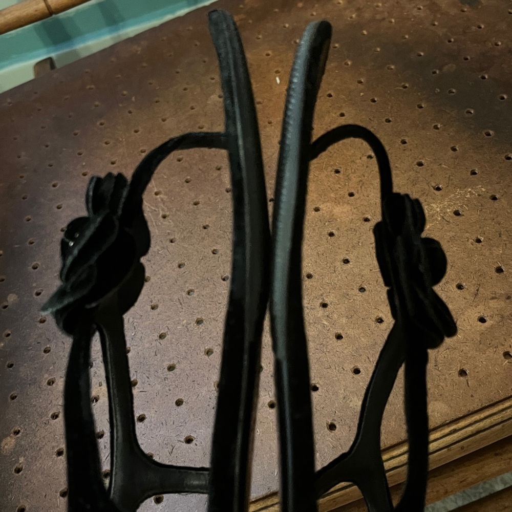 Chanel Black Flower Sandals - Picture 8 of 10